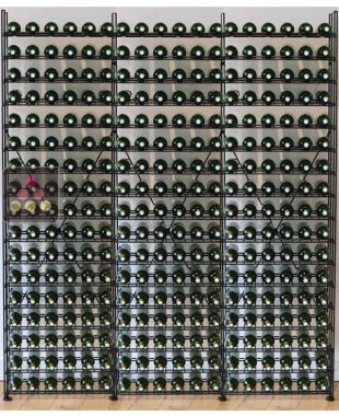 Rangements modulaires métalliques pour 306 bouteilles ARCHITECTURE INTERIEURE DU VIN
