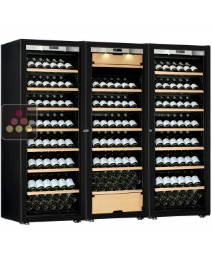 Combiné de deux caves à vin mono-température et d'une cave multi-usages 3 températures - Equipement présentation - Porte Full Glass TRANSTHERM