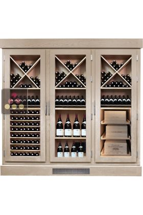 Cave à vin sur-mesure mono-température de vieillissement avec aménagemement intérieur bois